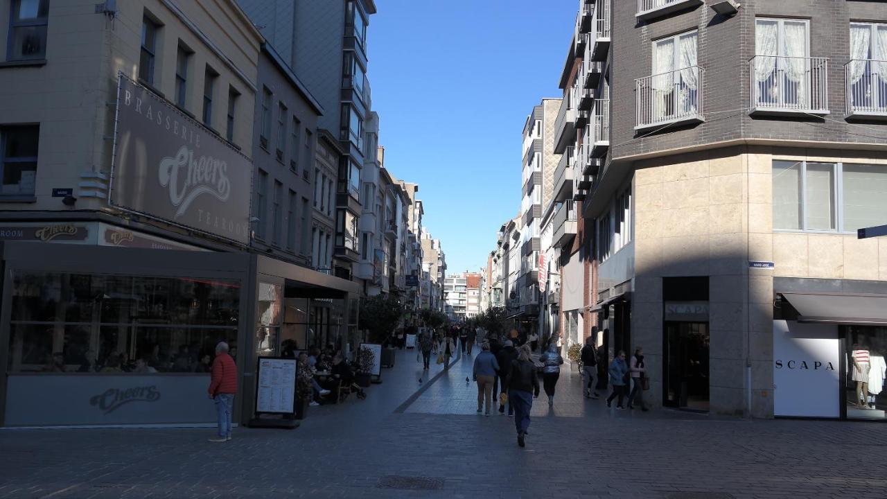 The Rooftop - A Trendy New Apartment With Airconditioning, Large Terrace & Free Parking Ostende Exterior foto