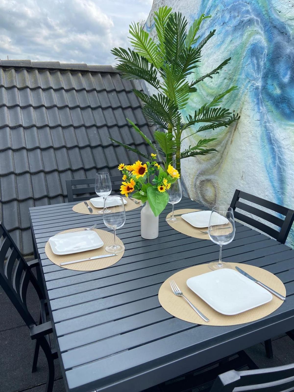 The Rooftop - A Trendy New Apartment With Airconditioning, Large Terrace & Free Parking Ostende Exterior foto